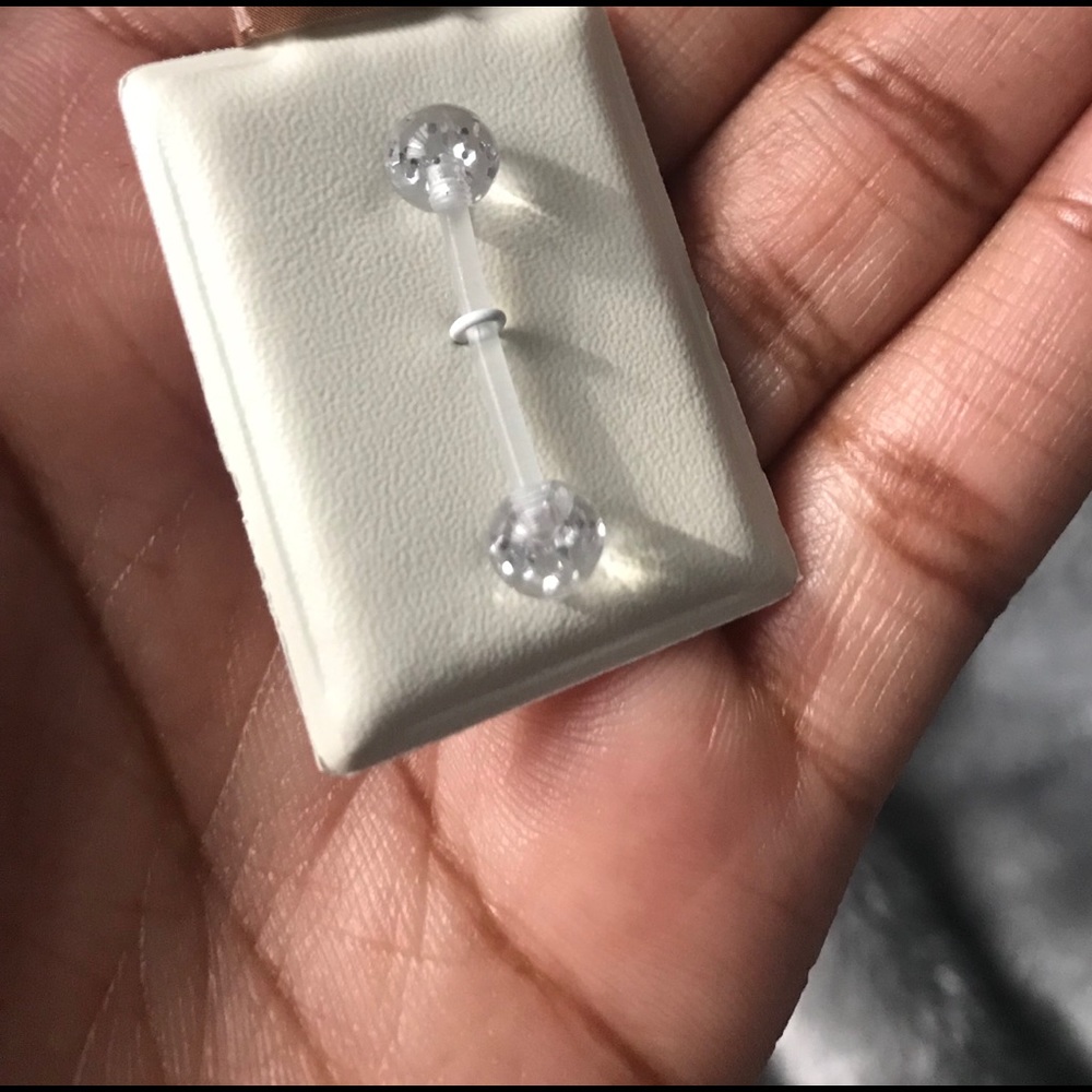 CLEAR GLITTER NIPPLE RING - Picture 2 of 2